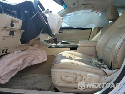 Zdjęcie 7 z 14 samochodu: 2014 LEXUS ES 350 VIN:JTHBK1GG1E2146073 - miniatura