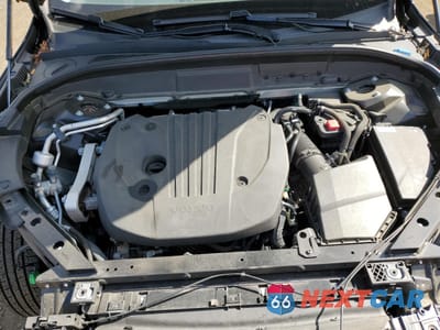 Zdjęcie 12 z 15 samochodu: 2022 VOLVO XC60 B5 MOMENTUM VIN:YV4L12RK6N1982271 - miniatura