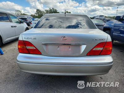 Zdjęcie 6 z 14 samochodu: 2001 LEXUS LS 430 VIN:JTHBN30F210018144 - miniatura