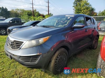 Drugie zdjęcie samochodu z przodu: 2012 KIA SPORTAGE BASE VIN:KNDPB3A26C7309462 - miniatura