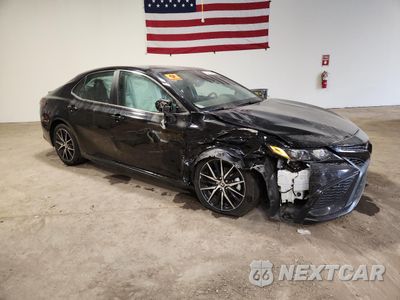 Czwarte zdjęcie samochodu z boku: 2023 TOYOTA CAMRY SE NIGHT SHADE VIN:4T1T11AKXPU833514 - miniatura