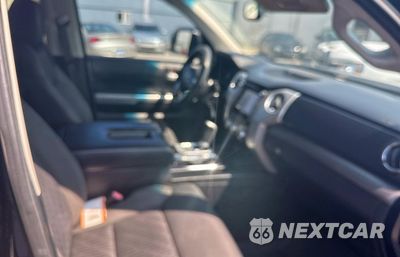 Piąte zdjęcie samochodu w środku: 2016 TOYOTA TUNDRA CREWMAX SR5 VIN:5TFEW5F15GX193409 - miniatura