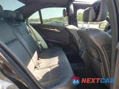 Zdjęcie 10 z 13 samochodu: 2009 MERCEDES-BENZ C 300 4MATIC VIN:WDDGF81X99R081845 - miniatura