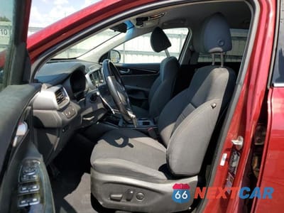 Zdjęcie 7 z 13 samochodu: 2019 KIA SORENTO LX VIN:5XYPG4A59KG591650 - miniatura