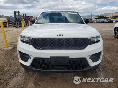 Piąte zdjęcie samochodu w środku: 2023 JEEP GRAND CHEROKEE LAREDO VIN:1C4RJHAG1PC512616 - miniatura