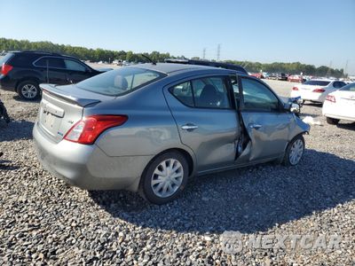 Trzecie zdjęcie samochodu z tyłu: 2014 NISSAN VERSA S VIN:3N1CN7AP3EL834862 - miniatura