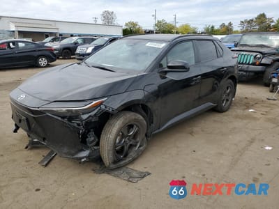 2024 TOYOTA BZ4X XLE JTMABACA2RA079994 - główne zdjęcie licytacji z USA - miniatura