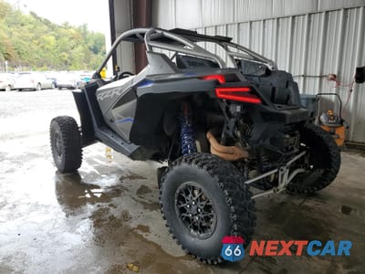 Trzecie zdjęcie samochodu z tyłu: 2024 POLARIS RZR PRO R ULTIMATE VIN:3NSRGD2KXRG337372 - miniatura