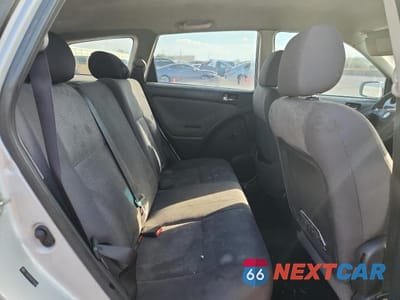 Zdjęcie 11 z 13 samochodu: 2006 TOYOTA COROLLA MATRIX VIN:2T1KR32E86C585448 - miniatura