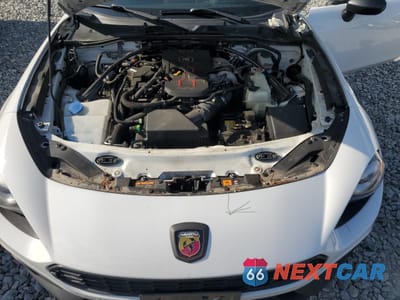 Zdjęcie 11 z 13 samochodu: 2017 FIAT 124 SPIDER CLASSICA VIN:JC1NFAEK4H0108246 - miniatura