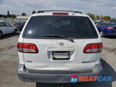 Zdjęcie 6 z 13 samochodu: 2002 TOYOTA SIENNA CE VIN:4T3ZF19CX2U438189 - miniatura