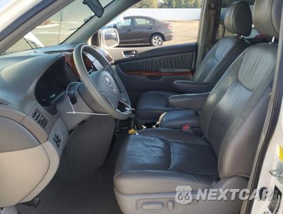 Zdjęcie 7 z 15 samochodu: 2010 TOYOTA SIENNA XLE VIN:5TDYK4CC8AS329585 - miniatura