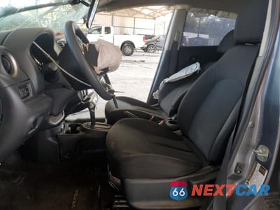 Zdjęcie 7 z 14 samochodu: 2017 NISSAN VERSA NOTE S VIN:3N1CE2CP9HL375633 - miniatura