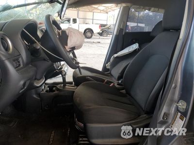 Zdjęcie 7 z 14 samochodu: 2017 NISSAN VERSA NOTE S VIN:3N1CE2CP9HL375633 - miniatura
