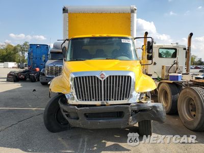 Piąte zdjęcie samochodu w środku: 2019 INTERNATIONAL 4000 4300 VIN:1HTMMMML3KH582023 - miniatura