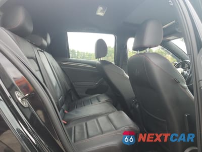 Zdjęcie 10 z 14 samochodu: 2017 VOLKSWAGEN GTI S/SE VIN:3VW447AU3HM050994 - miniatura