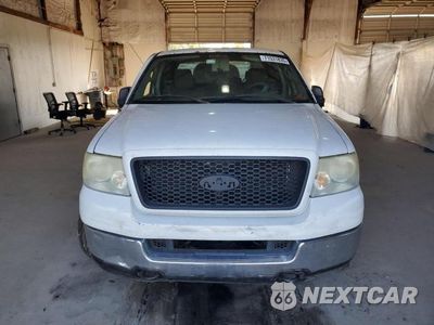 Piąte zdjęcie samochodu w środku: 2005 FORD F150 VIN:1FTRX14W65NB30849 - miniatura