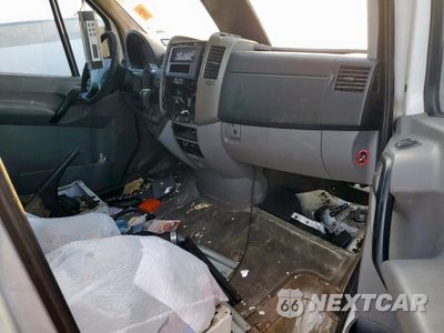 Zdjęcie 11 z 13 samochodu: 2008 DODGE SPRINTER 3500 VIN:WD0PF445785260153 - miniatura