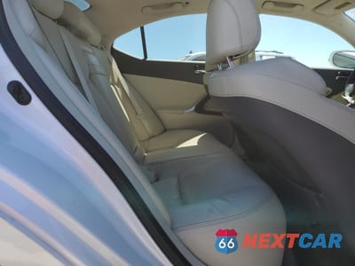 Zdjęcie 10 z 12 samochodu: 2011 LEXUS IS 250 VIN:JTHBF5C28B5139489 - miniatura