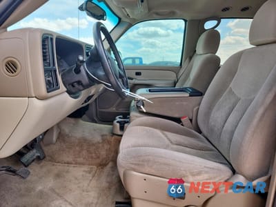 Zdjęcie 7 z 13 samochodu: 2003 CHEVROLET SUBURBAN C1500 VIN:3GNEC16Z53G257882 - miniatura