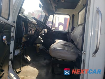 Zdjęcie 7 z 15 samochodu: 1999 INTERNATIONAL 4000 4700 VIN:1HTSCABP5XH624746 - miniatura