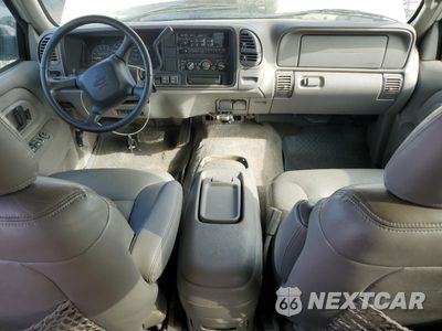 Zdjęcie 8 z 12 samochodu: 1999 CHEVROLET SUBURBAN K2500 VIN:1GNGK26J1XJ542188 - miniatura