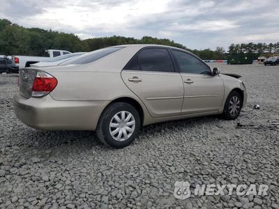 Trzecie zdjęcie samochodu z tyłu: 2005 TOYOTA CAMRY LE VIN:4T1BE32KX5U098590 - miniatura