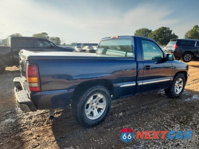 Trzecie zdjęcie samochodu z tyłu: 2000 GMC NEW SIERRA C1500 VIN:1GTEC14T8YZ105187 - miniatura