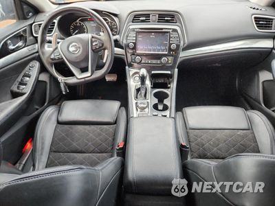 Zdjęcie 8 z 15 samochodu: 2018 NISSAN MAXIMA 3.5S VIN:1N4AA6AP8JC372384 - miniatura