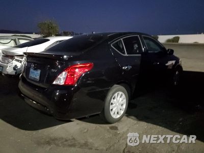 Trzecie zdjęcie samochodu z tyłu: 2016 NISSAN VERSA S VIN:3N1CN7AP4GL907482 - miniatura
