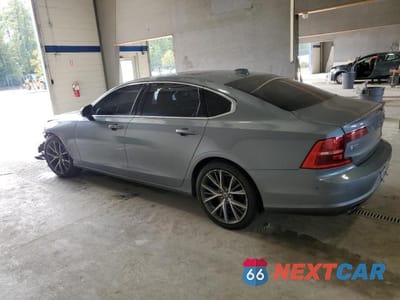 Drugie zdjęcie samochodu z przodu: 2018 VOLVO S90 T5 MOMENTUM VIN:LVY982MK2JP006231 - miniatura