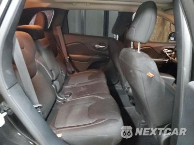 Zdjęcie 11 z 13 samochodu: 2016 JEEP CHEROKEE LATITUDE VIN:1C4PJLCB2GW302973 - miniatura