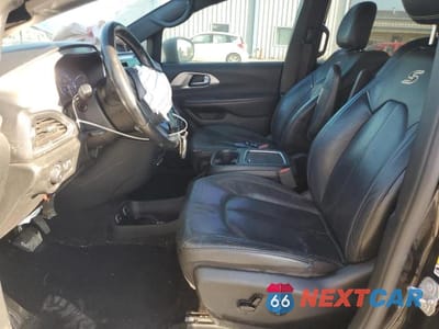 Zdjęcie 7 z 13 samochodu: 2019 CHRYSLER PACIFICA TOURING L PLUS VIN:2C4RC1EGXKR548574 - miniatura