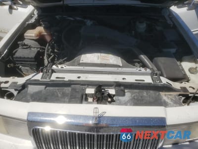 Zdjęcie 11 z 12 samochodu: 1994 LINCOLN TOWN CAR EXECUTIVE VIN:1LNLM81W2RY774196 - miniatura