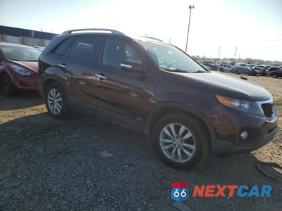 Czwarte zdjęcie samochodu z boku: 2011 KIA SORENTO EX VIN:5XYKUDA25BG060180 - miniatura