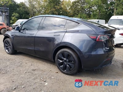 Drugie zdjęcie samochodu z przodu: 2025 TESLA MODEL Y VIN:7SAYGDEE0SA367575 - miniatura