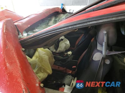 Zdjęcie 7 z 12 samochodu: 2005 PONTIAC GRAND AM GT1 VIN:1G2NV12E85M185991 - miniatura