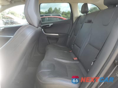 Zdjęcie 10 z 12 samochodu: 2011 VOLVO XC60 T6 VIN:YV4902DZ9B2168543 - miniatura