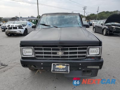 Piąte zdjęcie samochodu w środku: 1988 CHEVROLET S TRUCK S10 VIN:1GCBS14E3J8159354 - miniatura
