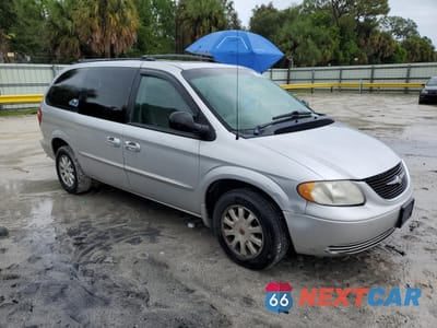 Czwarte zdjęcie samochodu z boku: 2002 CHRYSLER TOWN & COUNTRY EX VIN:2C4GP74L72R680978 - miniatura