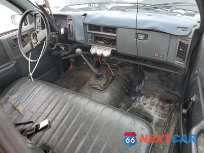 Zdjęcie 8 z 14 samochodu: 1988 CHEVROLET S TRUCK S10 VIN:1GCBS14E3J8159354 - miniatura