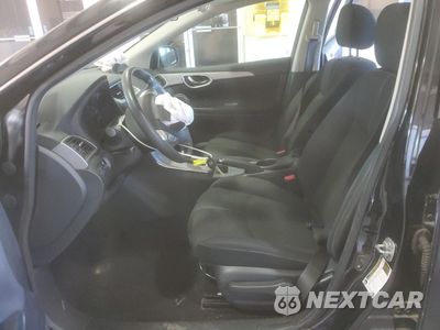 Zdjęcie 7 z 14 samochodu: 2015 NISSAN SENTRA S VIN:3N1AB7AP0FY384060 - miniatura