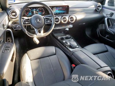 Zdjęcie 8 z 12 samochodu: 2019 MERCEDES-BENZ A 220 VIN:WDD3G4EB6KW022021 - miniatura