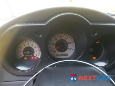 Zdjęcie 9 z 12 samochodu: 2004 NISSAN XTERRA XE VIN:5N1ED28Y24C659102 - miniatura