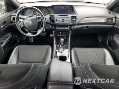 Zdjęcie 8 z 13 samochodu: 2017 HONDA ACCORD SPORT VIN:1HGCR2F53HA192894 - miniatura