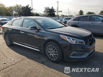 Czwarte zdjęcie samochodu z boku: 2017 HYUNDAI SONATA SPORT VIN:5NPE34AF6HH461001 - miniatura