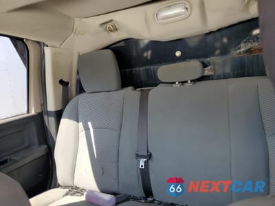 Zdjęcie 6 z 10 samochodu: 2014 RAM 5500 VIN:3C7WRNEL7EG187338 - miniatura