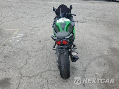Zdjęcie 6 z 10 samochodu: 2018 KAWASAKI ZX1002 B VIN:JKBZXVB1XJA000451 - miniatura