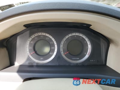 Zdjęcie 9 z 14 samochodu: 2008 VOLVO XC70 3.2 VIN:YV4940BZ8B1096297 - miniatura