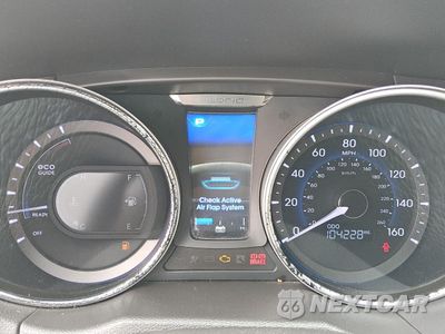 Zdjęcie 9 z 14 samochodu: 2013 HYUNDAI SONATA HYBRID VIN:KMHEC4A44DA067802 - miniatura